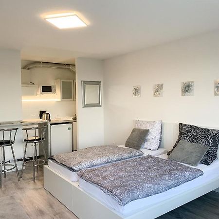 Wohlfuehlwohnung In Halstenbek Exteriör bild
