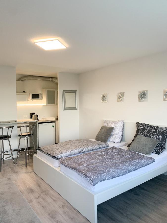 Wohlfuehlwohnung In Halstenbek Exteriör bild